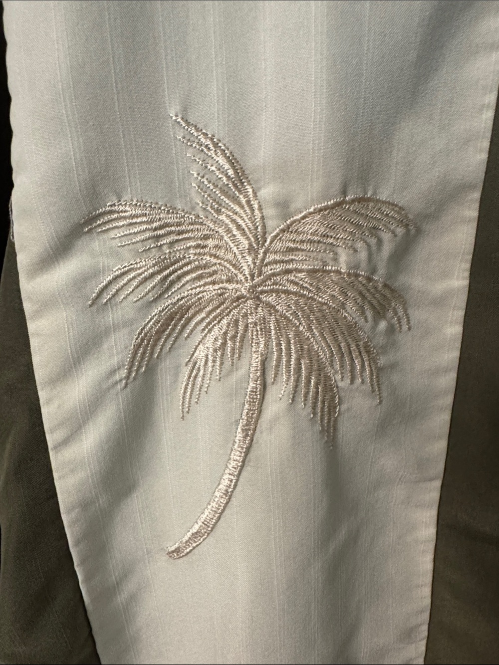 Bamboo Cay Men’s Olive and Cream Short-Sleeve Button Shirt - Picture 5 of 5